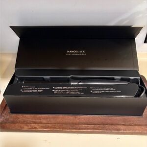 Kristen Ess Nanoblack Hair Straightener